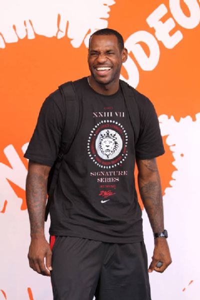 TA分析埃永被豪门关注原因：他拥有超强的门前嗅觉，技术全面（豪门缘何看上埃永？门前嗅觉顶级，技术面面俱到）