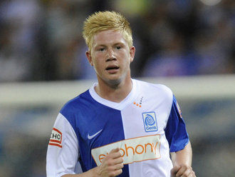 爱德华兹赛季第4次轰下40+，仅次于东契奇5次（爱德华兹本季第4次砍下40+，仅落后东契奇的5次）