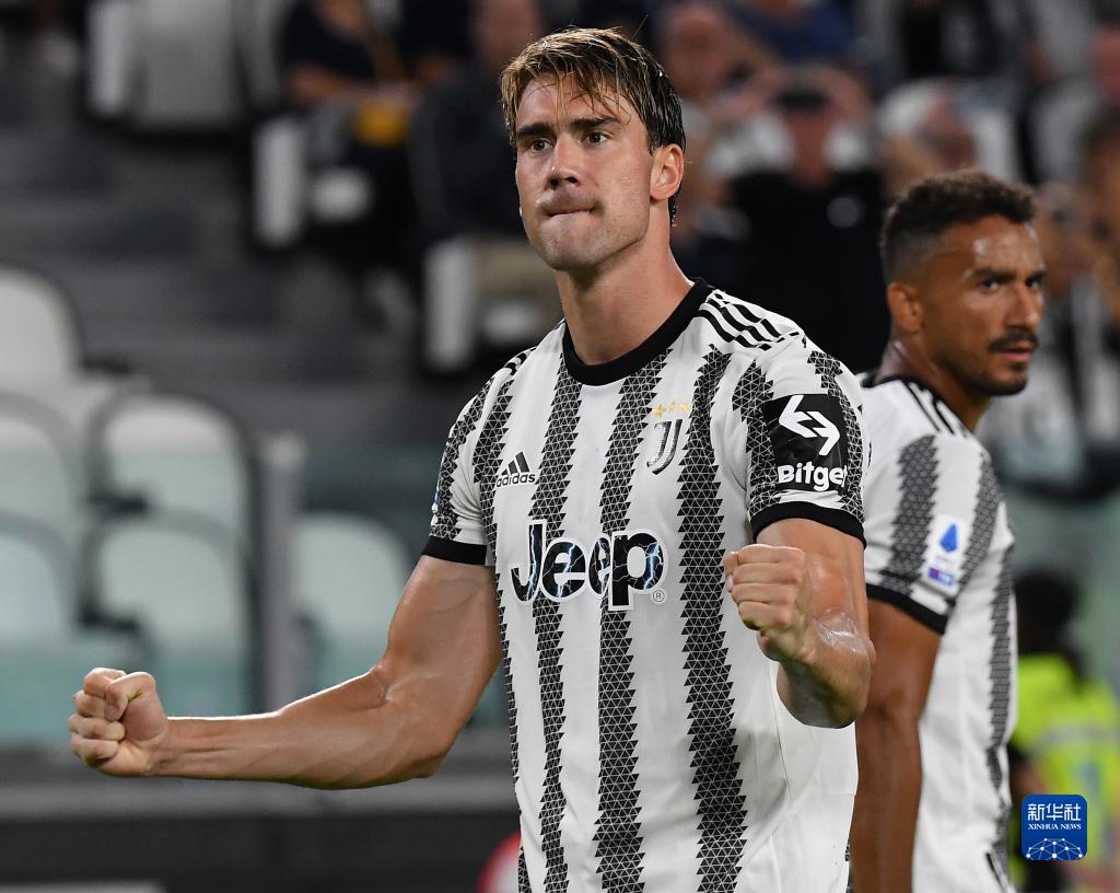 利物浦萨拉赫末节进球锁定胜利（萨拉赫终场前破门，利物浦锁定胜局）