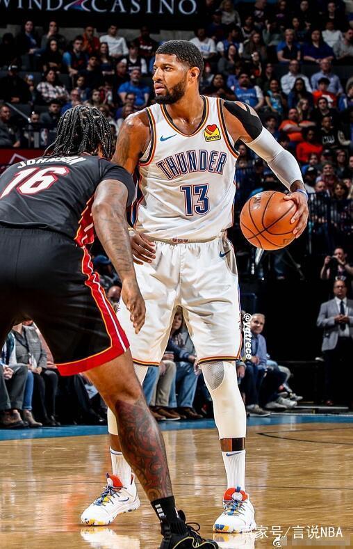 利物浦4-1毕尔巴鄂竞技，恩古莫哈、努涅斯传射建功（利物浦4-1大胜毕尔巴鄂竞技，恩古莫哈与努涅斯传射齐收）