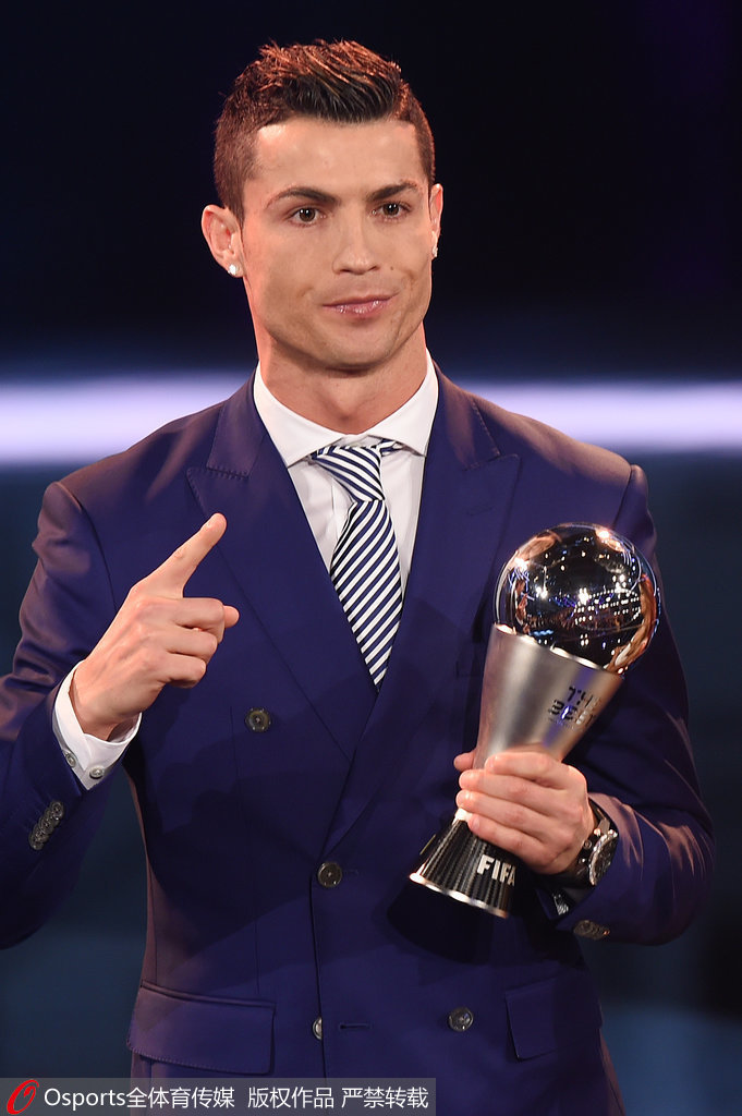 中俄古典式摔跤技术交流 七日切磋共促水平提升