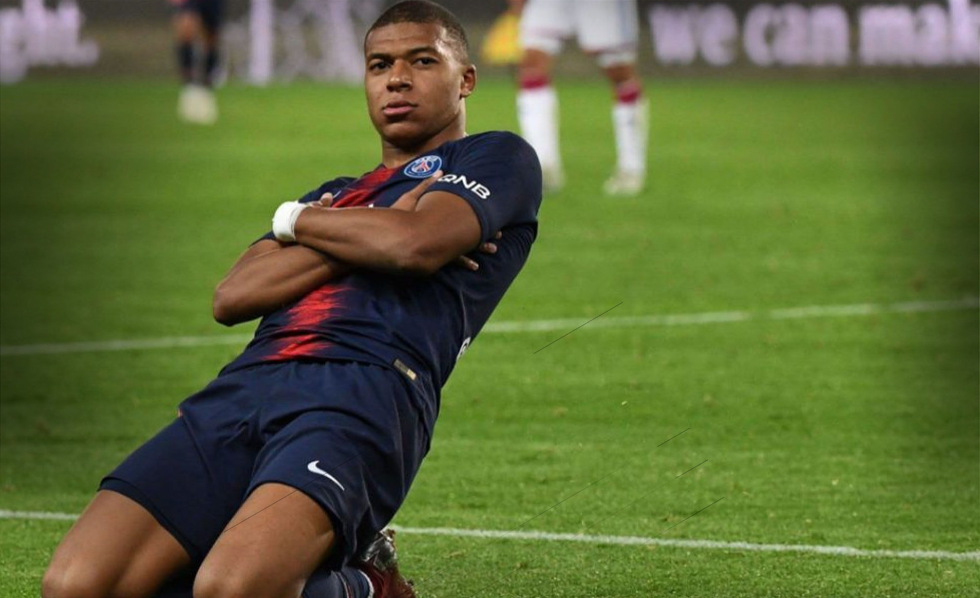 巴黎锋线全场压制（巴黎锋线统治全场）