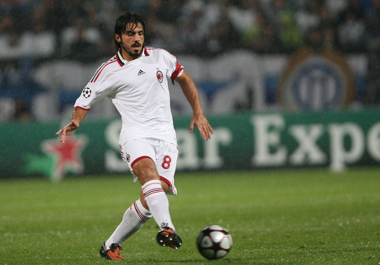 英媒：热刺与曼城、利物浦抢塞梅尼奥，愿开出队内最高薪（英媒：热刺加入曼城、利物浦争夺塞梅尼奥，愿开出队内顶薪）