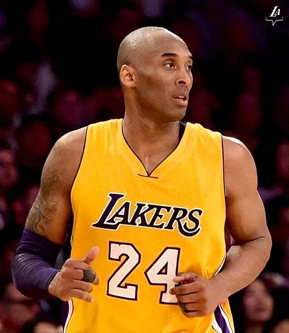 被篮球耽误了，奥尼尔若是当演员，一定也是著名的喜剧演员（如果不打篮球，奥尼尔注定是著名的喜剧演员）