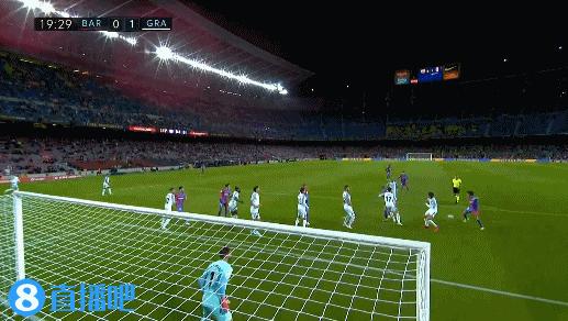 欧文突破防守连续得分