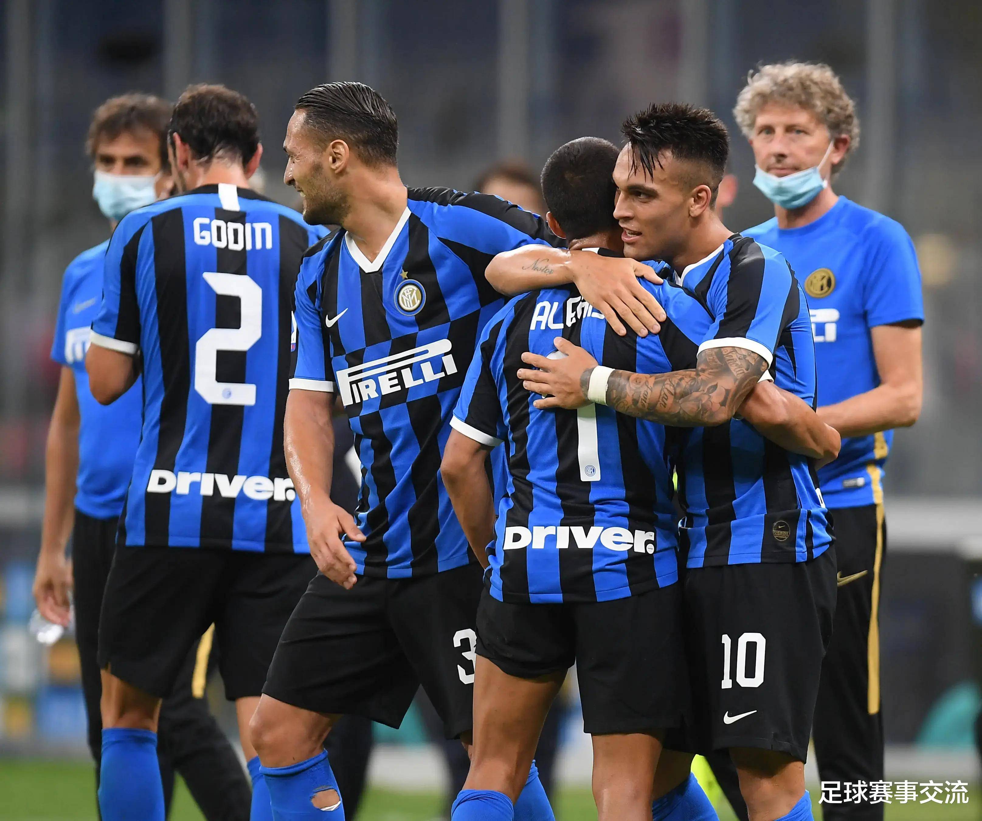 弗赖堡4-0大胜美因茨，奥斯特哈格、曼赞比建功（弗赖堡4比0完胜美因茨，奥斯特哈格、曼赞比相继破门）