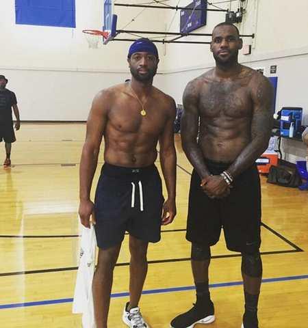 门将多次神扑 成为最大功臣（门将神扑连连 成为制胜关键）