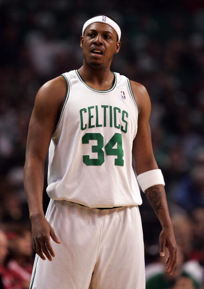 日本足协官方：铃木彩艳因伤缺席本月名单，野泽大志替补入选（日本足协通报：铃木彩艳伤退本月名单，野泽大志递补入选）