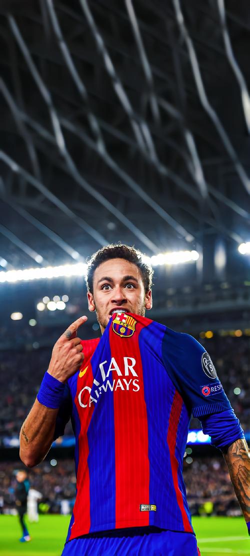 德转统计国家队出场时间前20：C罗、梅西前2，布冯、魔笛上榜（德转发布国家队出场时长TOP20：C罗、梅西包揽前二，布冯、莫德里奇上榜）